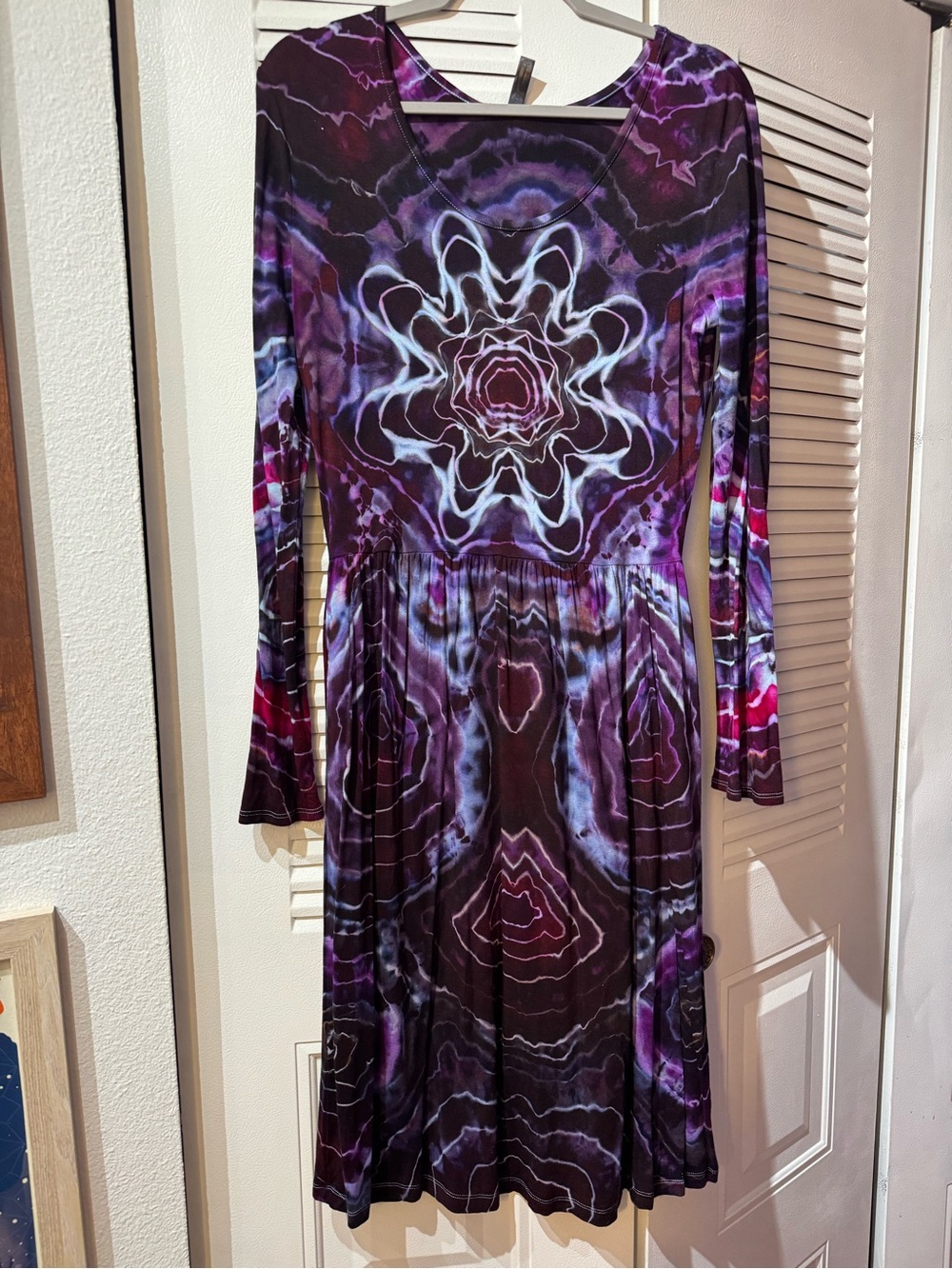 Women’s Purple Tie-Dye Long Sleeve Dress